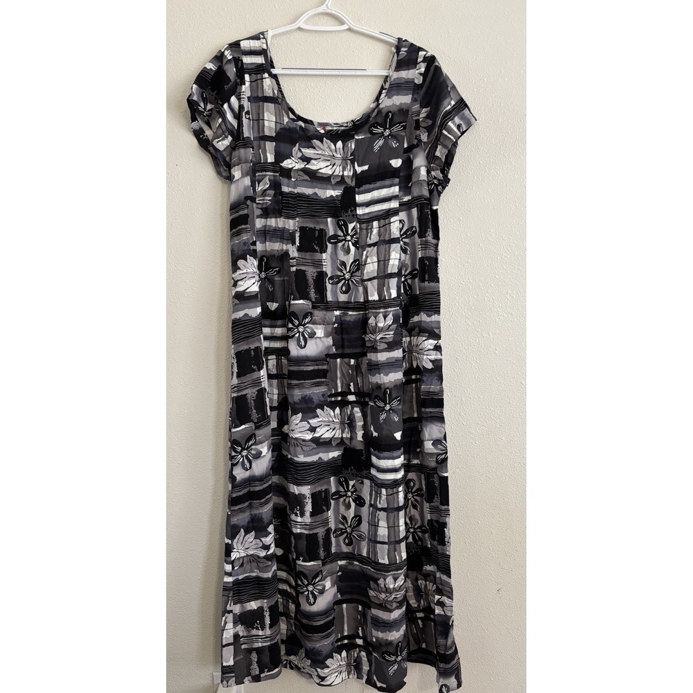 Hilo Hattie Hawaiian Original Dress Womens L Black Gray Floral Made in Hawaii